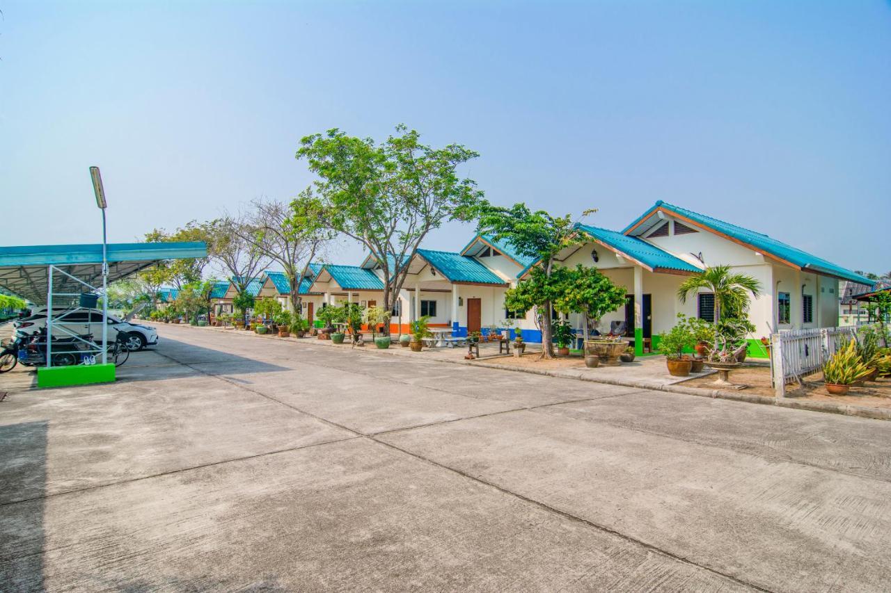 โอโย เปี่ยมสุขรีสอร์ต Hotel ประจวบคีรีขันธ์ ภายนอก รูปภาพ